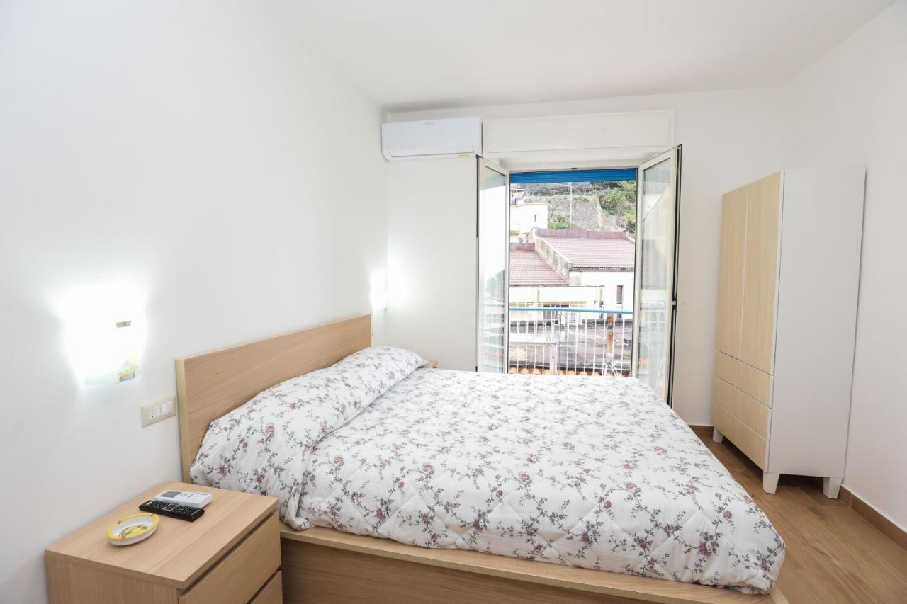 La Dea Bendata Minori